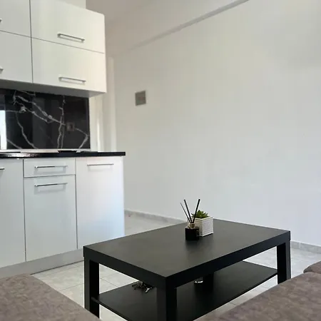 Apartamento Uka Néa Iráklia